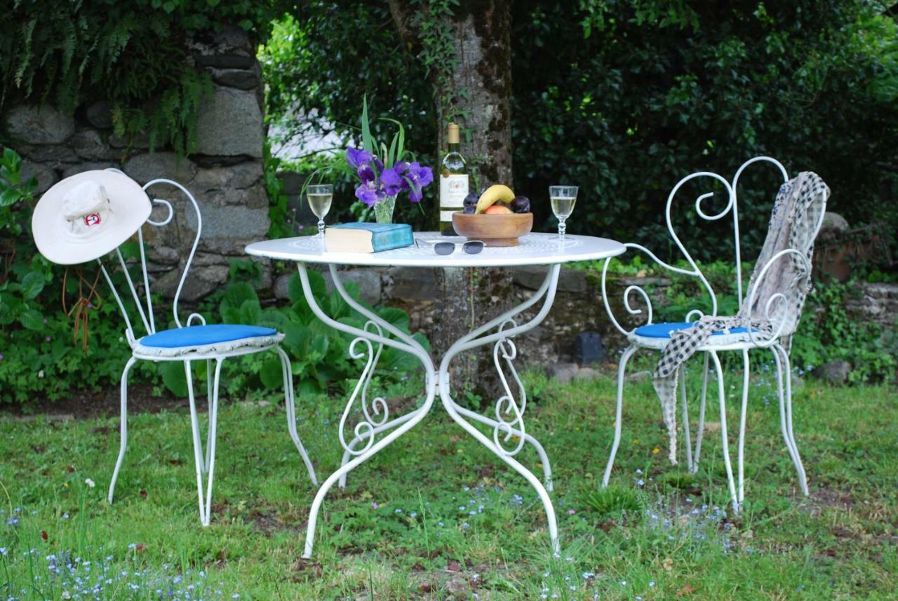 Maison Lacoste Campan Luaran gambar